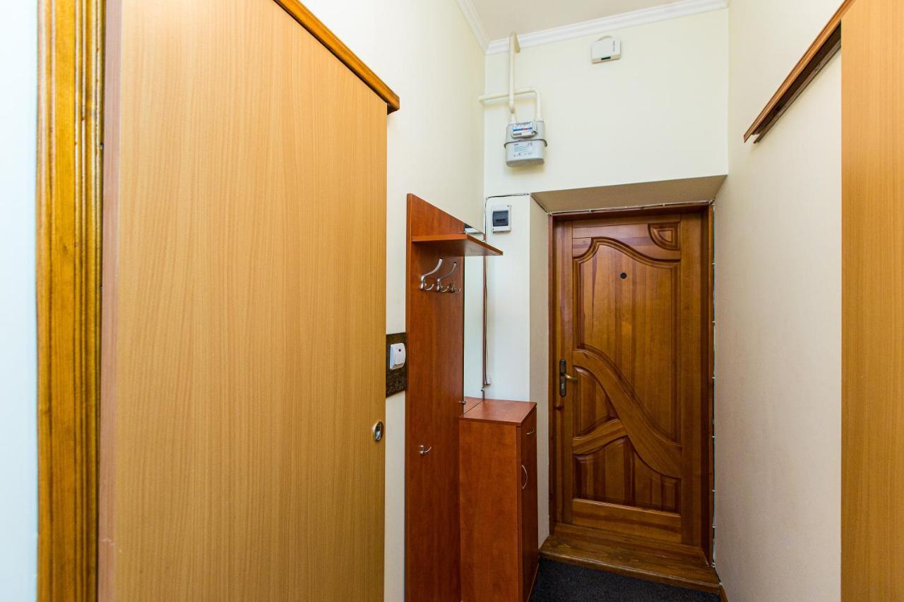 Біля Дзиги Сучасна Квартира На Вулиці Вірменській 35 Lviv Kültér fotó