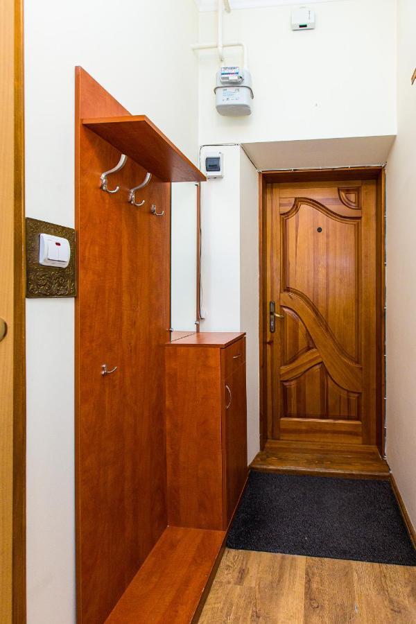 Біля Дзиги Сучасна Квартира На Вулиці Вірменській 35 Lviv Kültér fotó